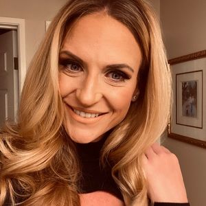 Meet your Posher, Ashlee